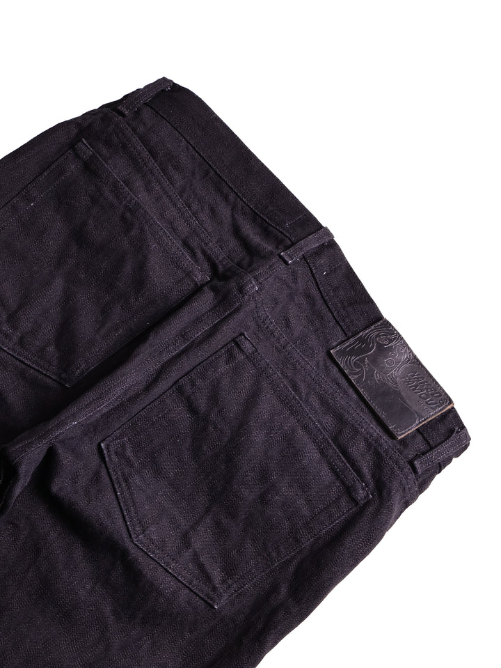 NAKED &amp; FAMOUS - Tapered Fit Shinigami Black Selvedge Jeans [36]