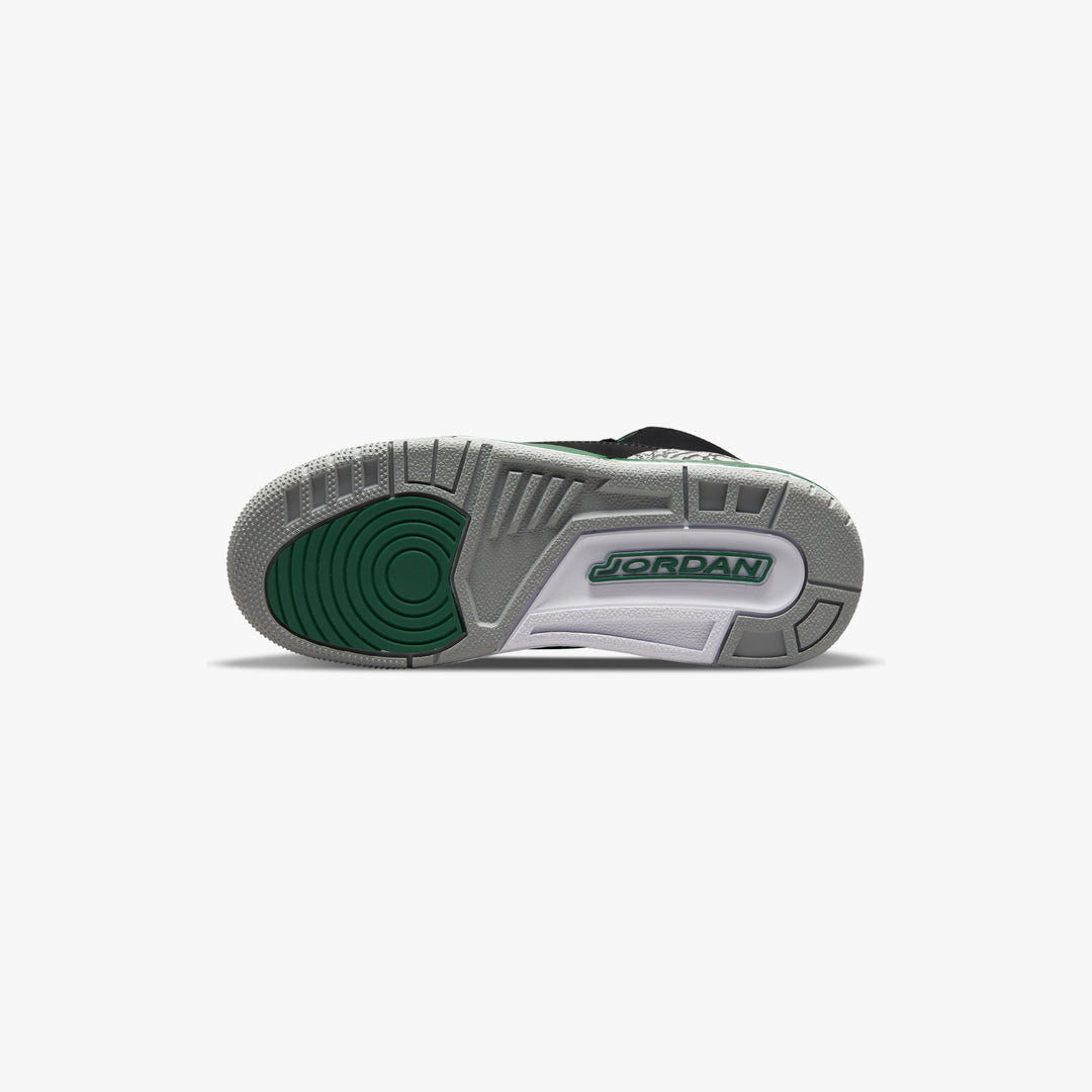 Nike Air Jordan 3 Pine Green (GS) - 398614 030