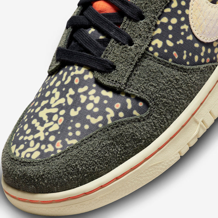 Nike Dunk Low SE Gone Fishing Rainbow Trout - FN7523 300