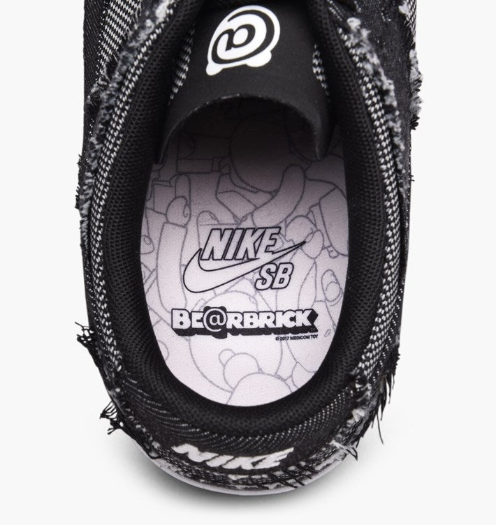 Nike SB Dunk Low Elite QS Medicom Be@rbrick - 877063 002